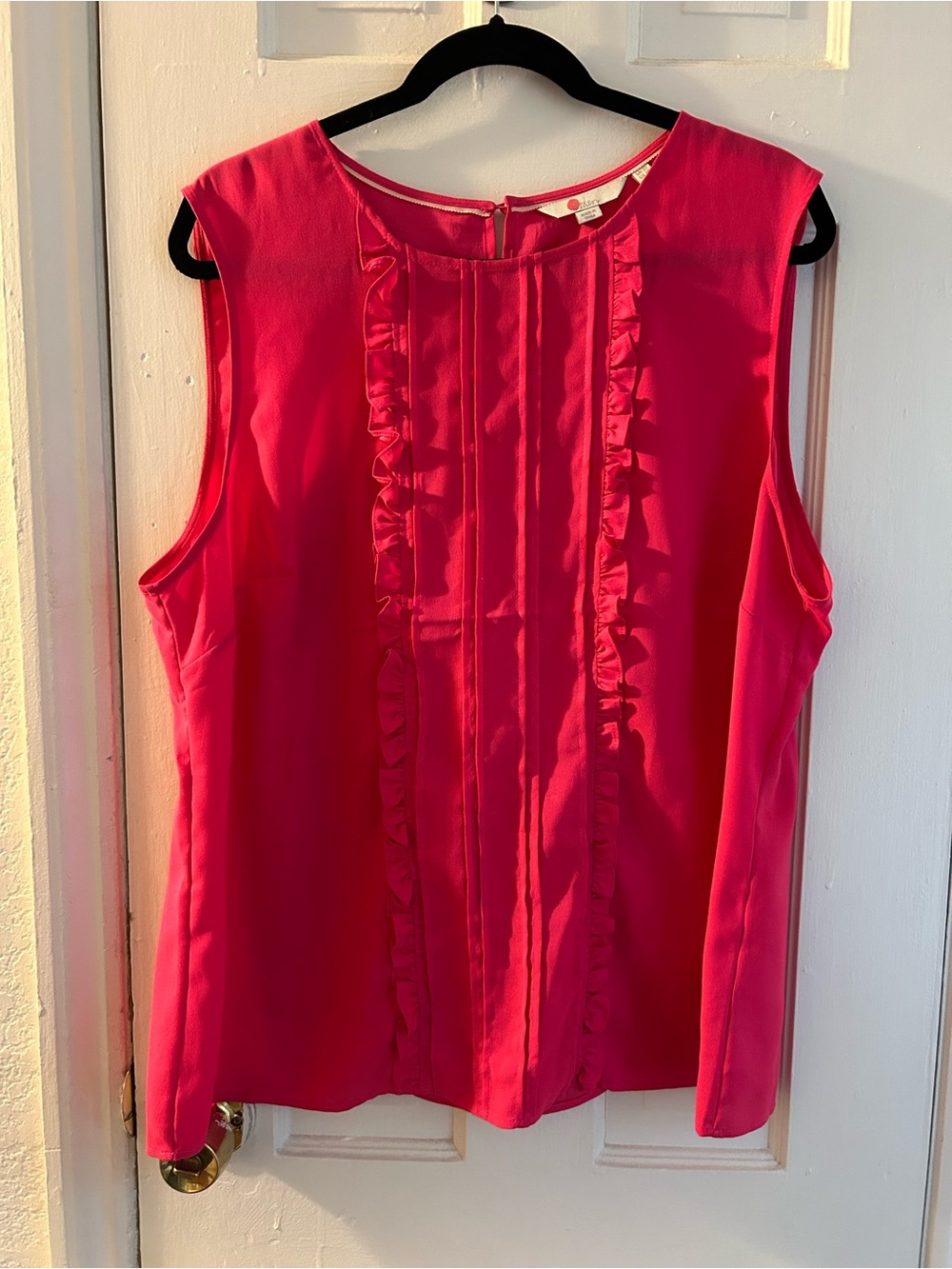 Boden Sleeveless Pink Ruffle-Front Women's Top